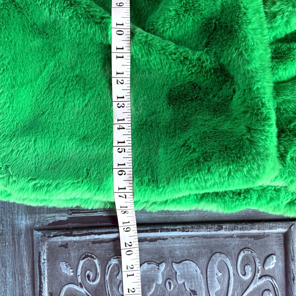 Forever 21 Vibrant Green Teddy Jacket - Picture 16 of 16